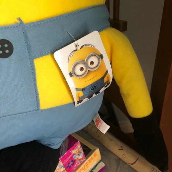 NWT large plush minion toy - Picture 2 of 5